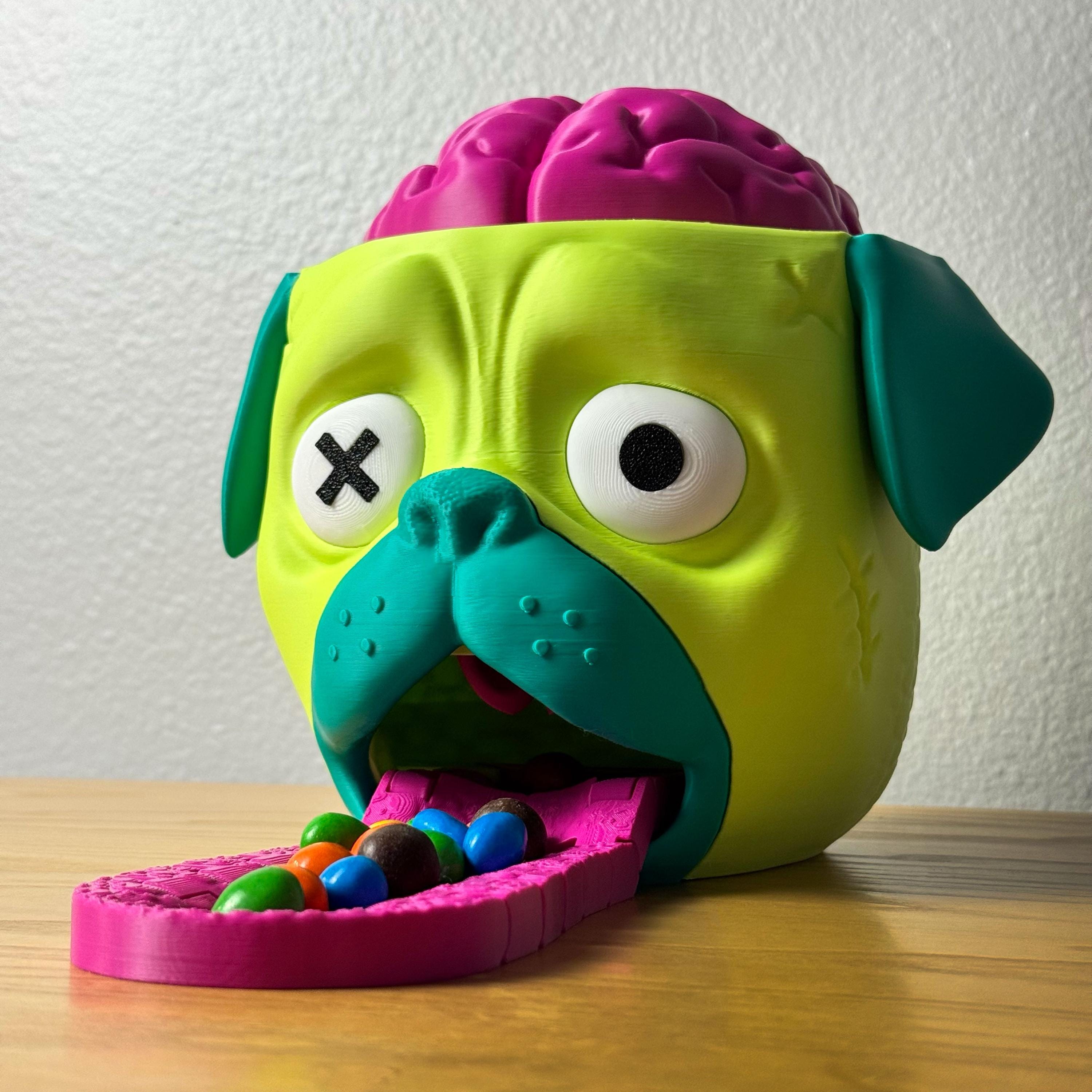 Candy Creeper Pug – 3D Printed Zombie Candy Dispenser