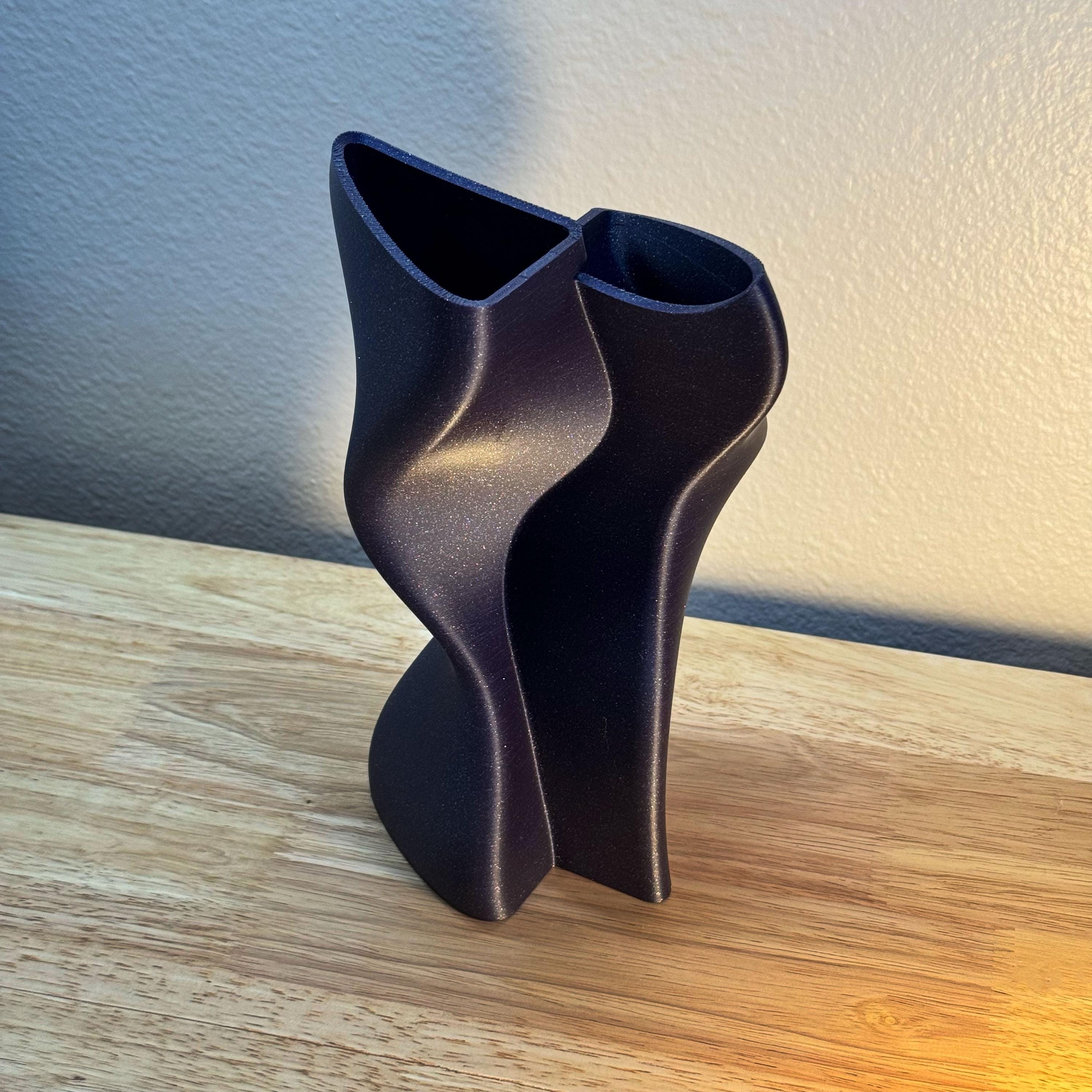 Eclipse Modern Dual Vase