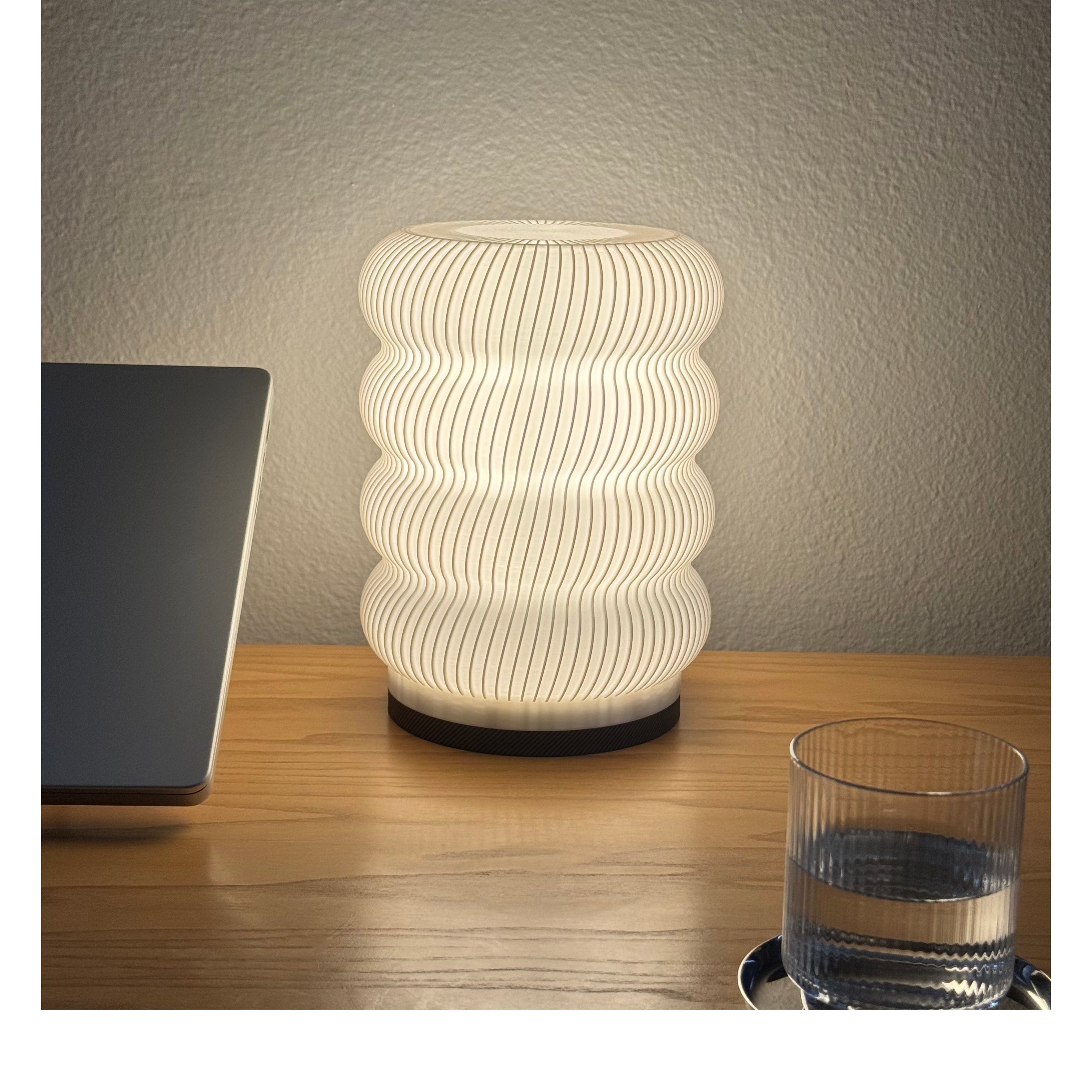Ribbed Desk Lamp
