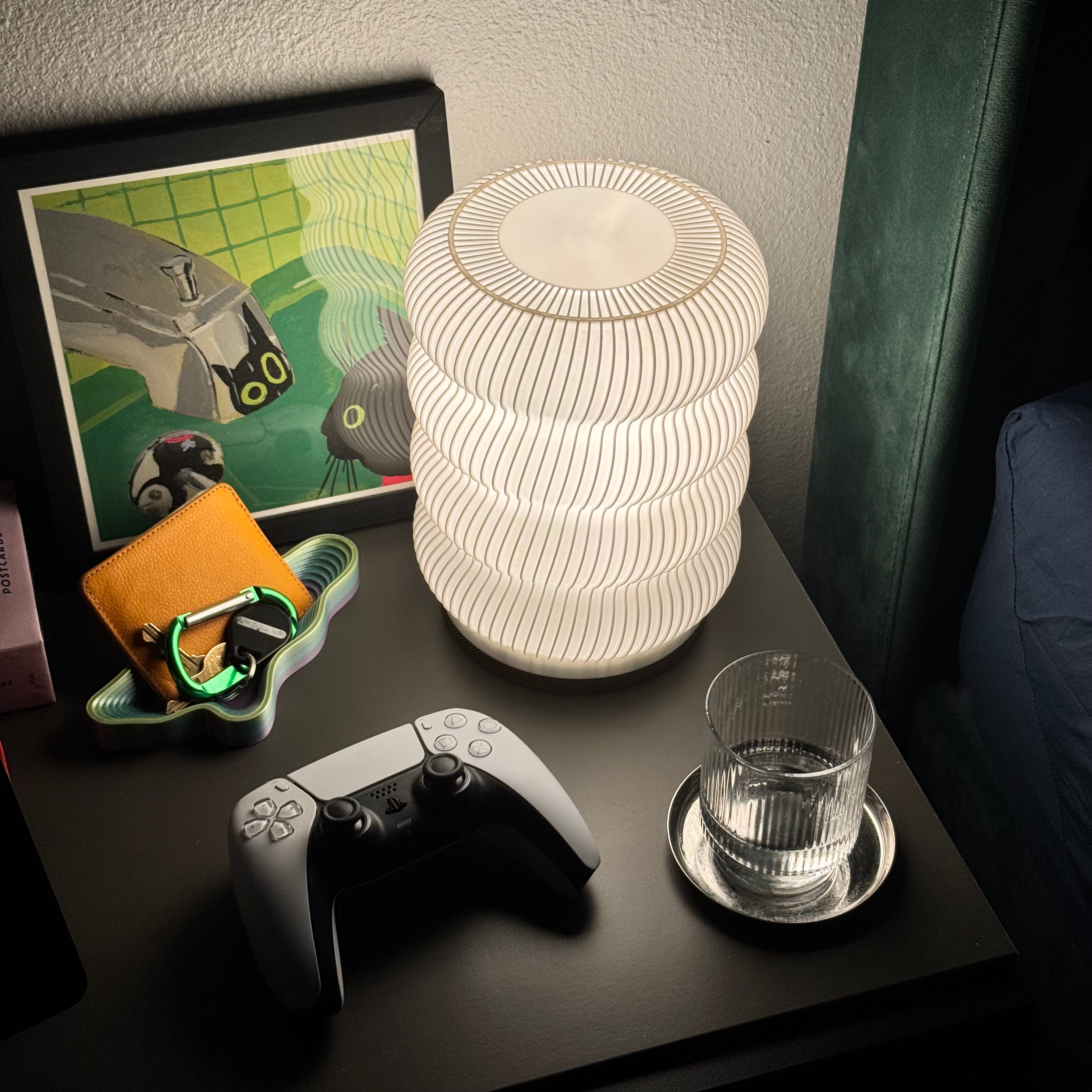 Ribbed Desk Lamp