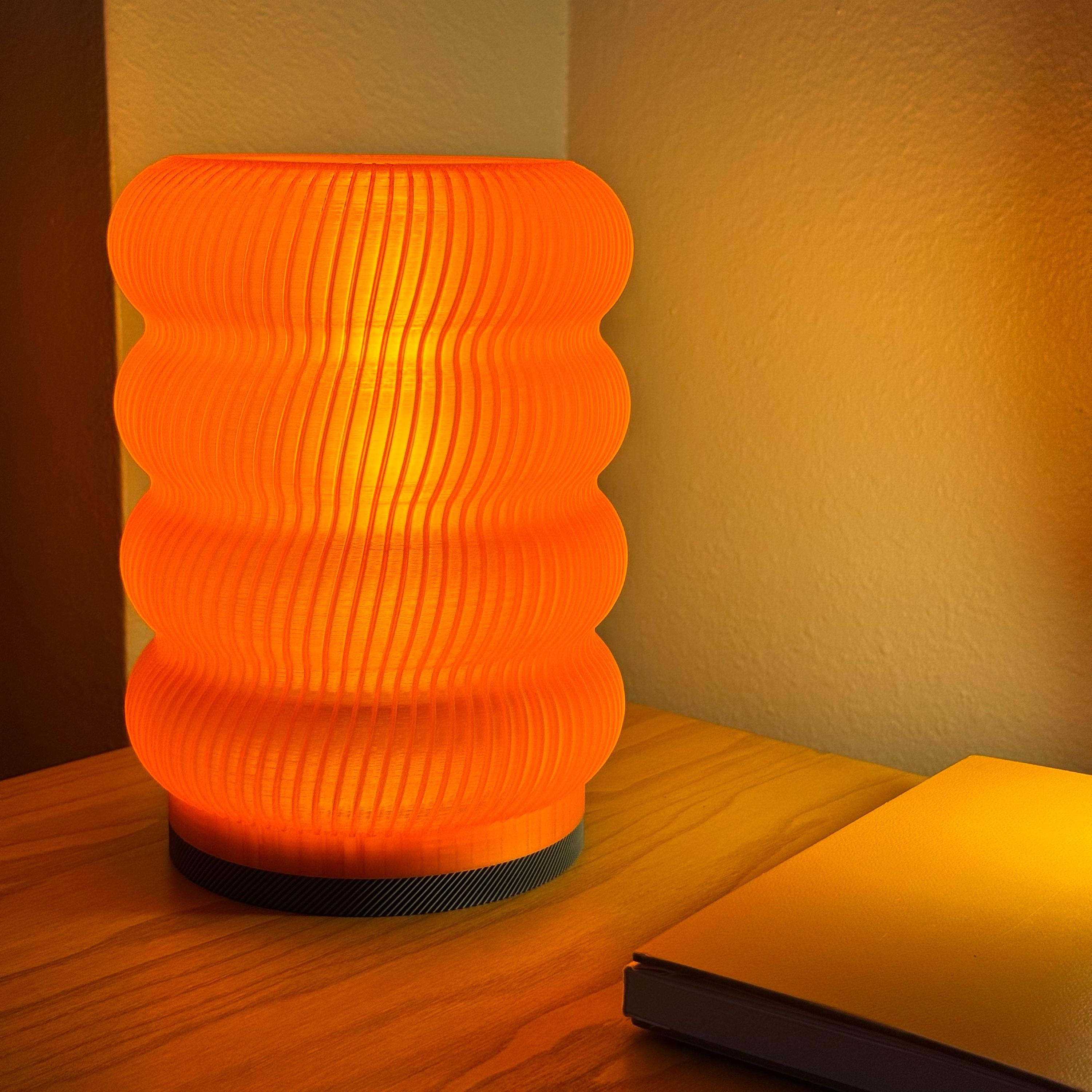 Ridded Desk Lamp
