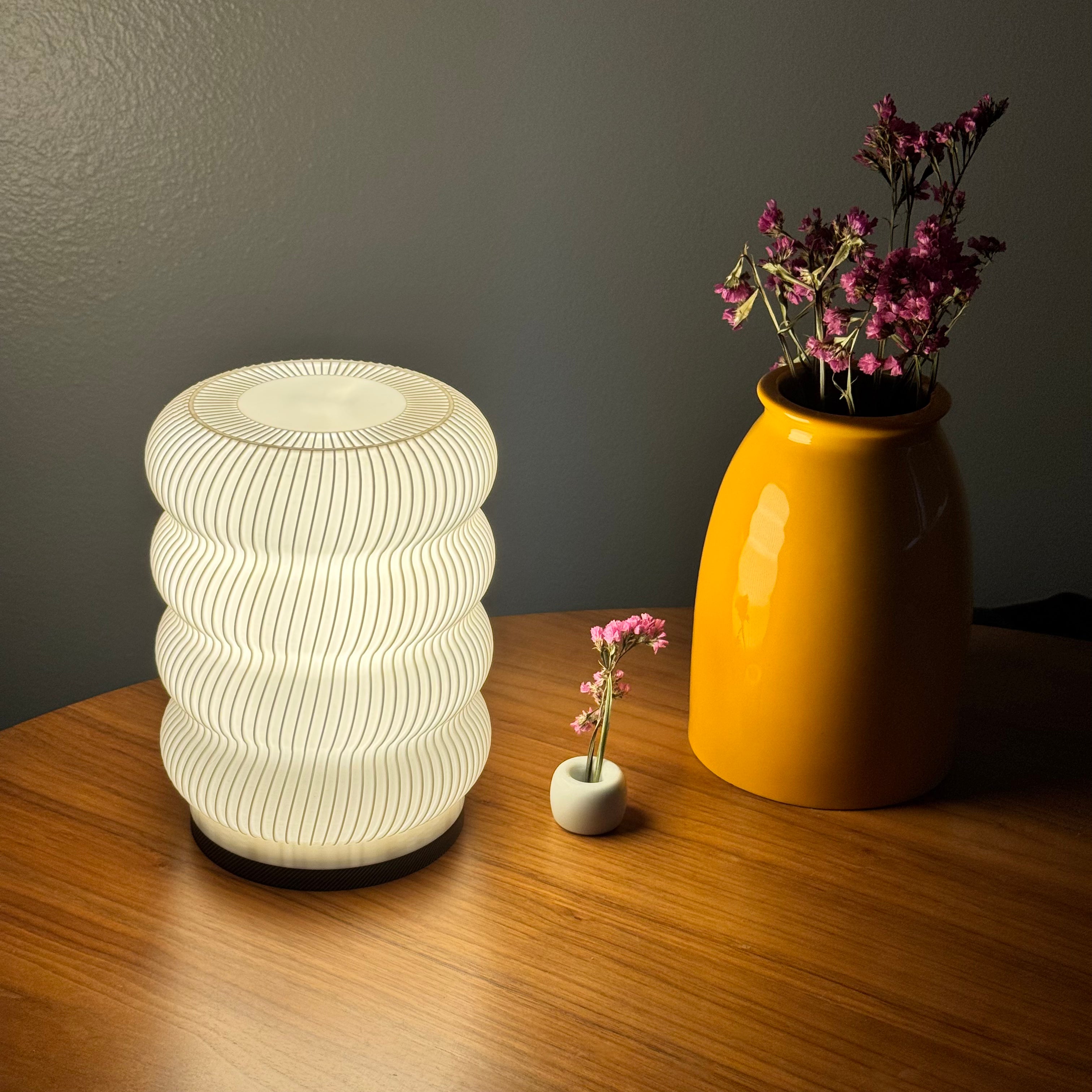Ribbed Desk Lamp