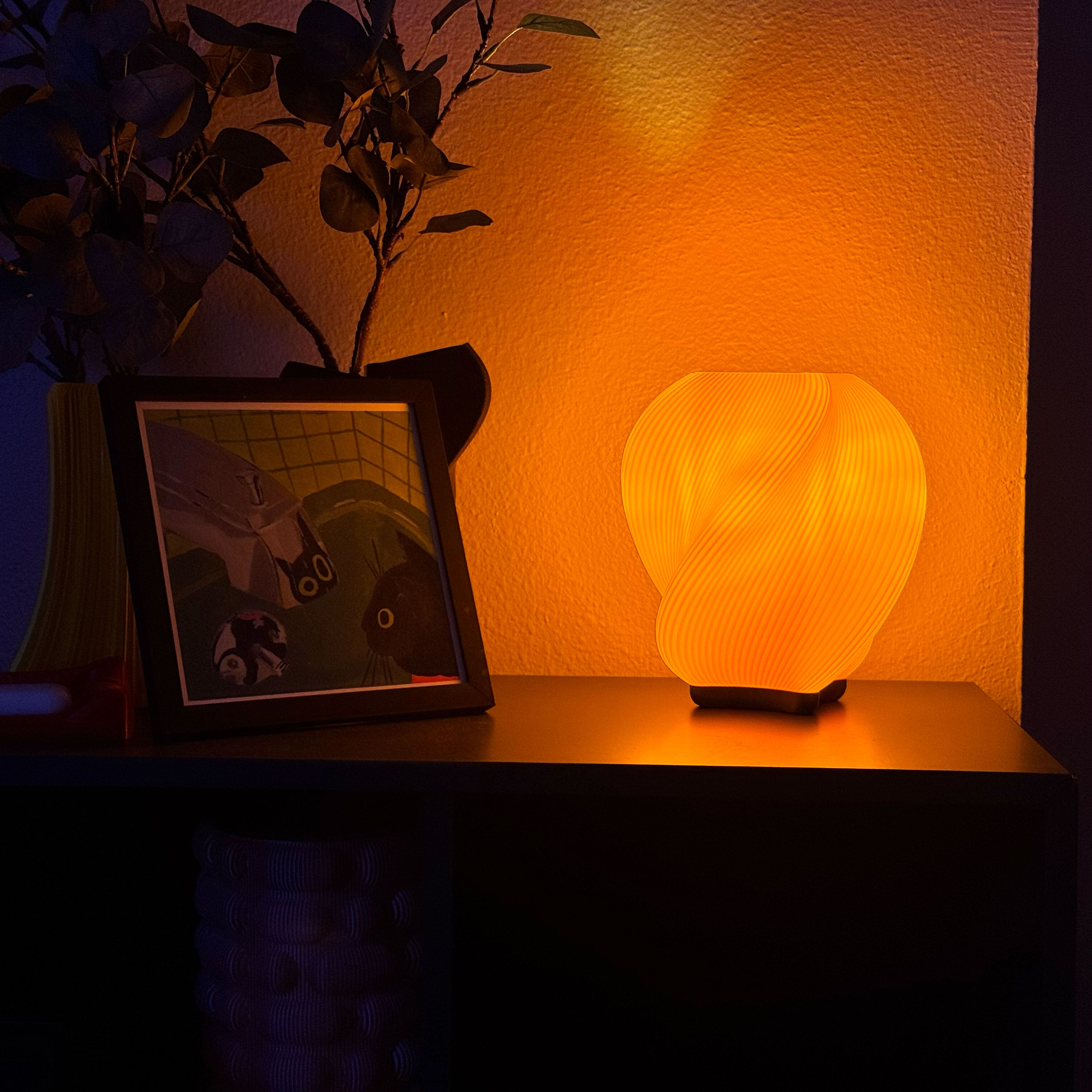 Ivax Spiral Table Lamp