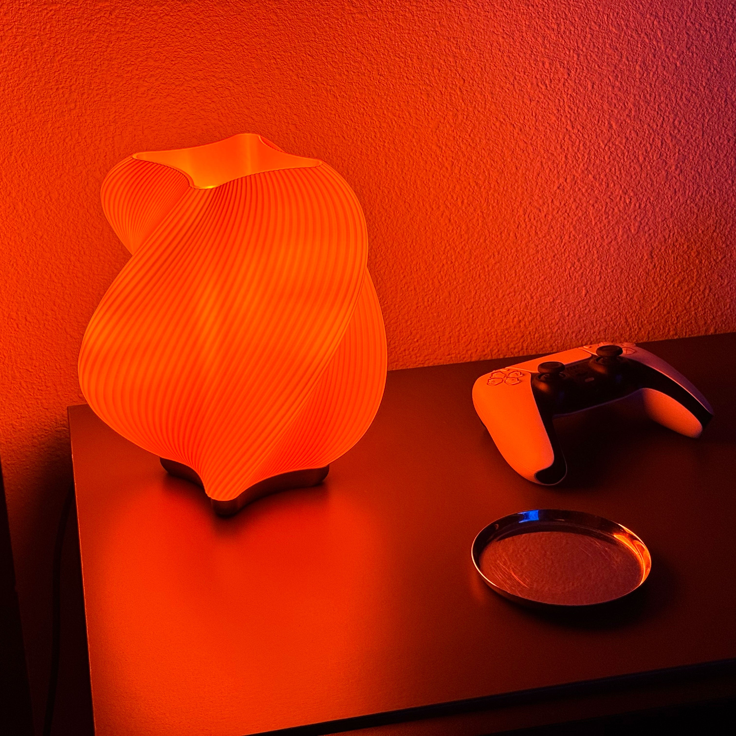 Ivax Spiral Table Lamp