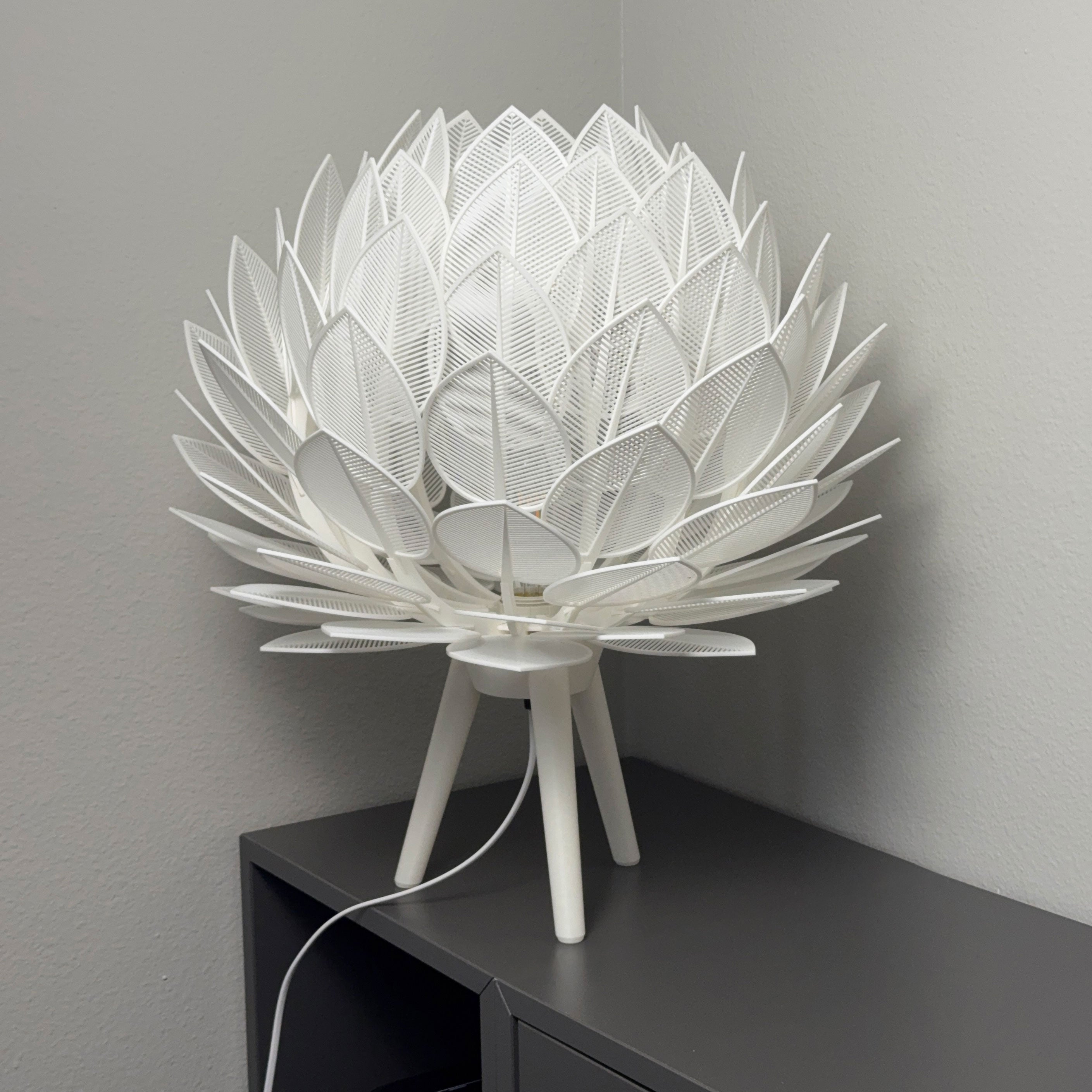 Prisma Bloom Lamp