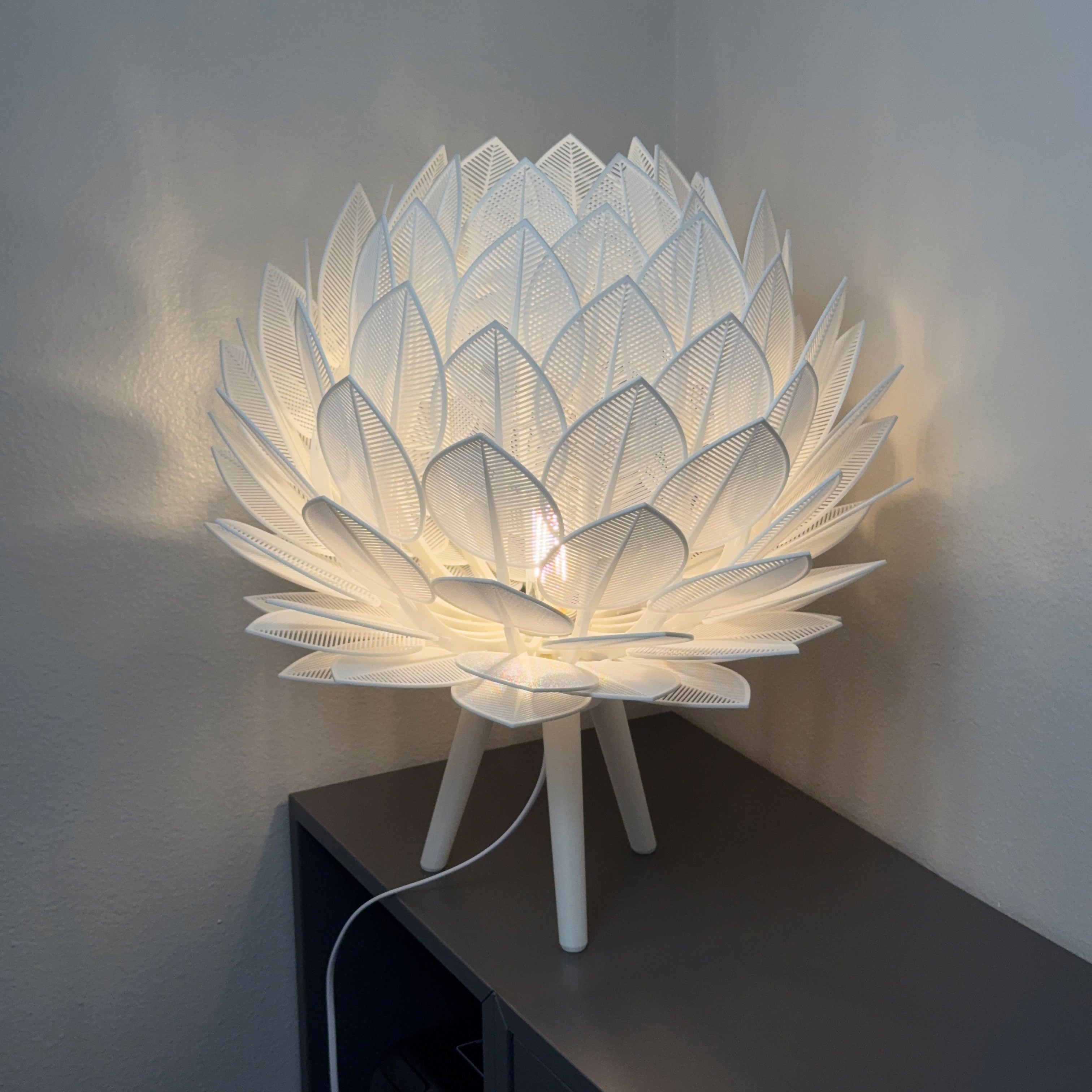 Prisma Bloom Lamp