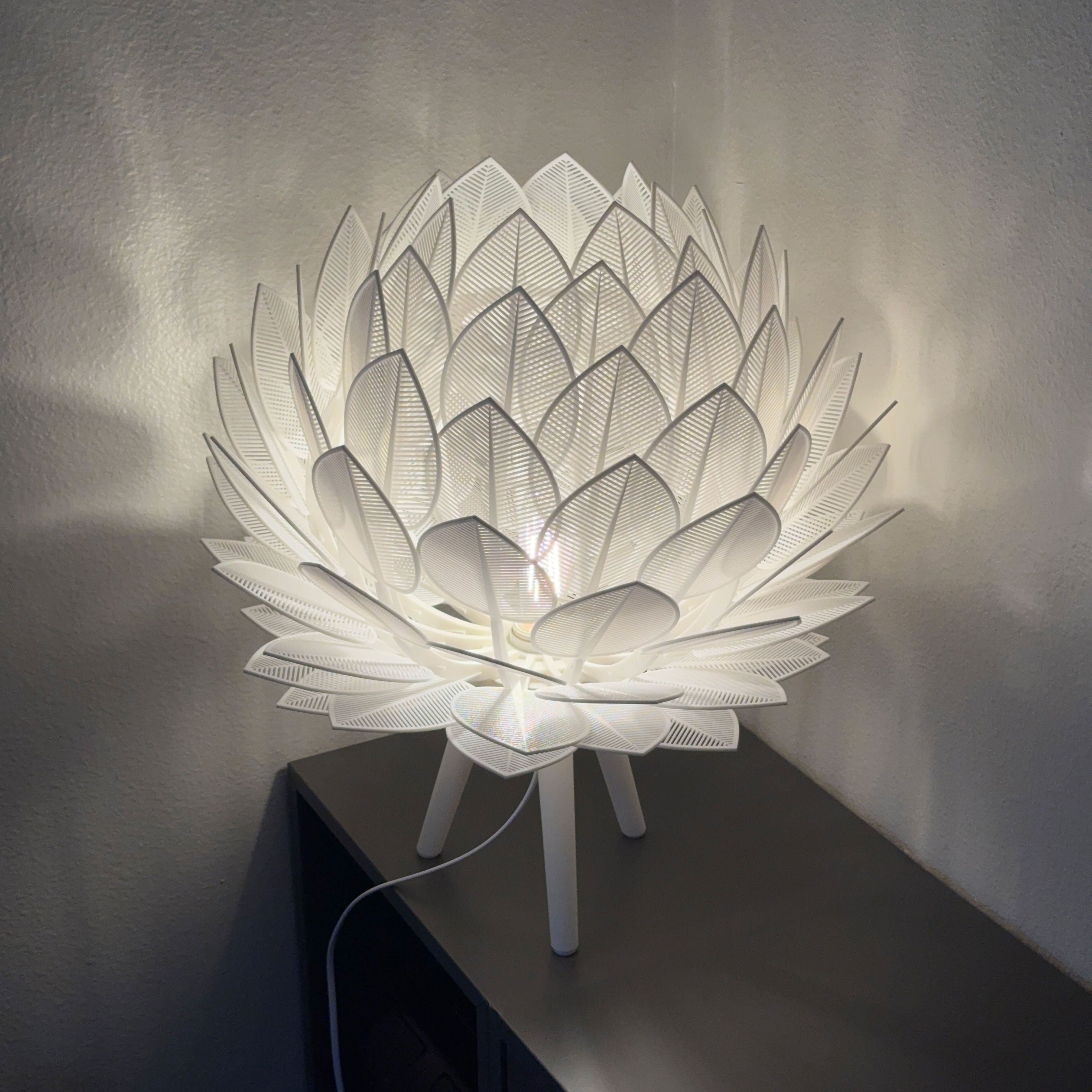 Prisma Bloom Lamp