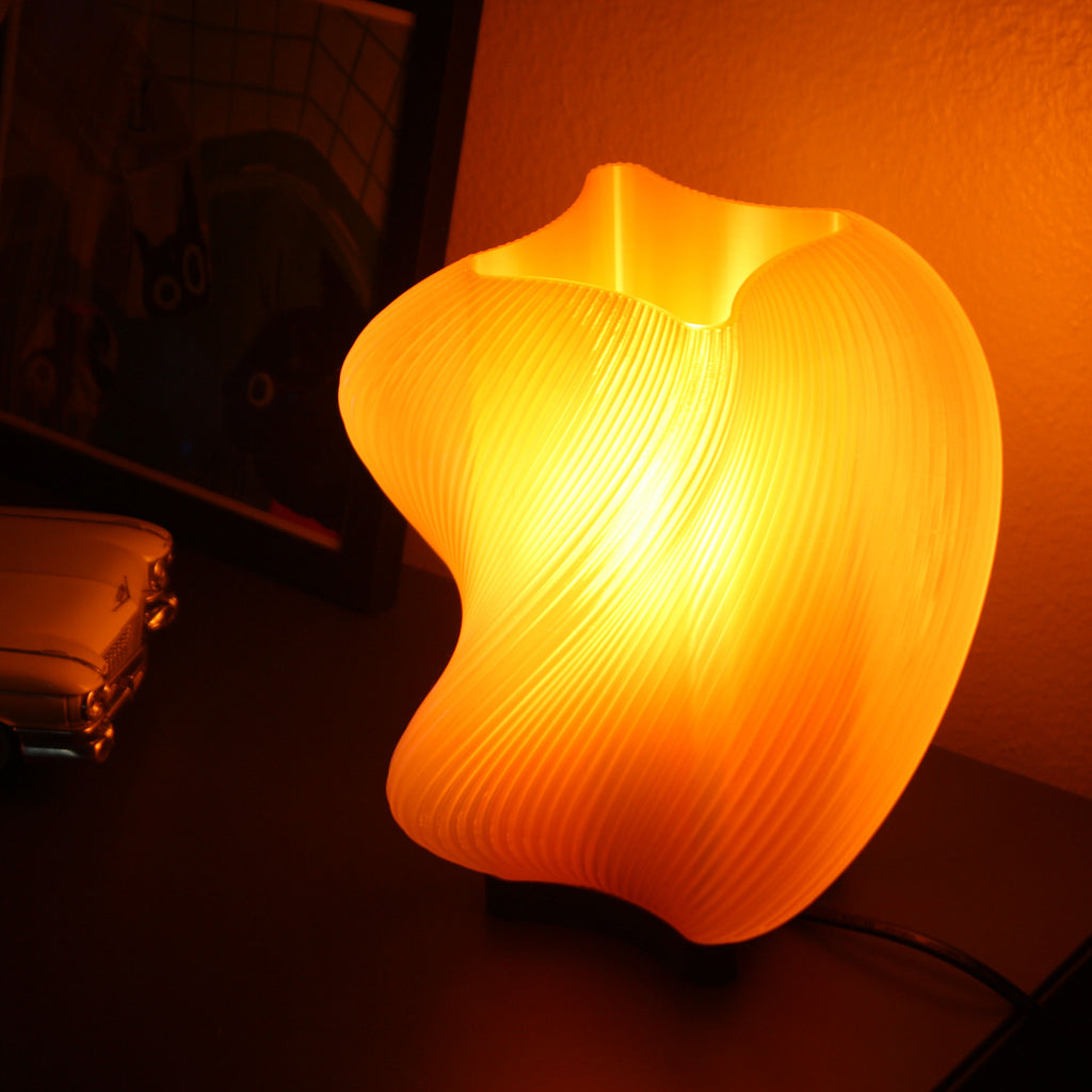 Ivax Spiral Table Lamp