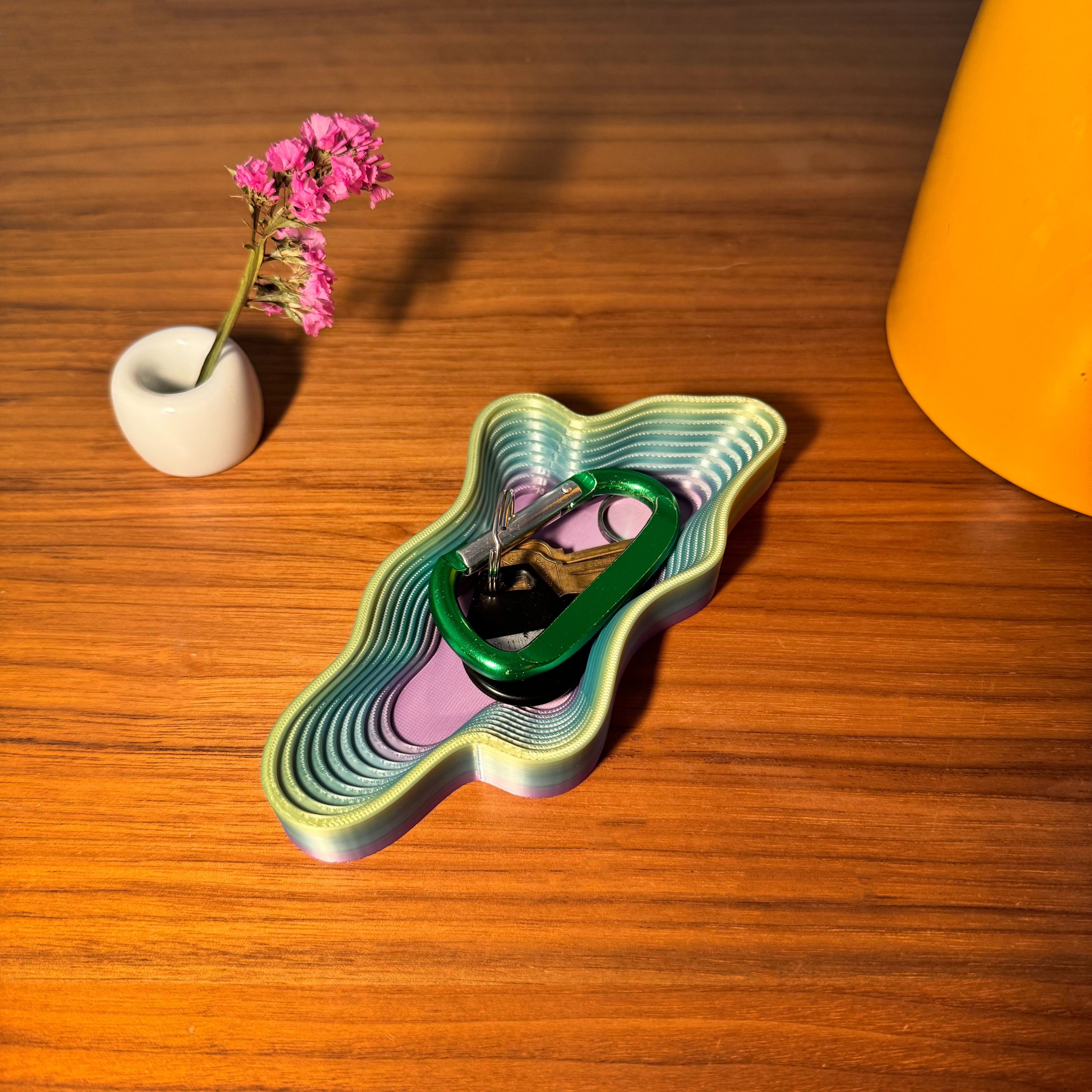 Wavy Gradient Key Tray