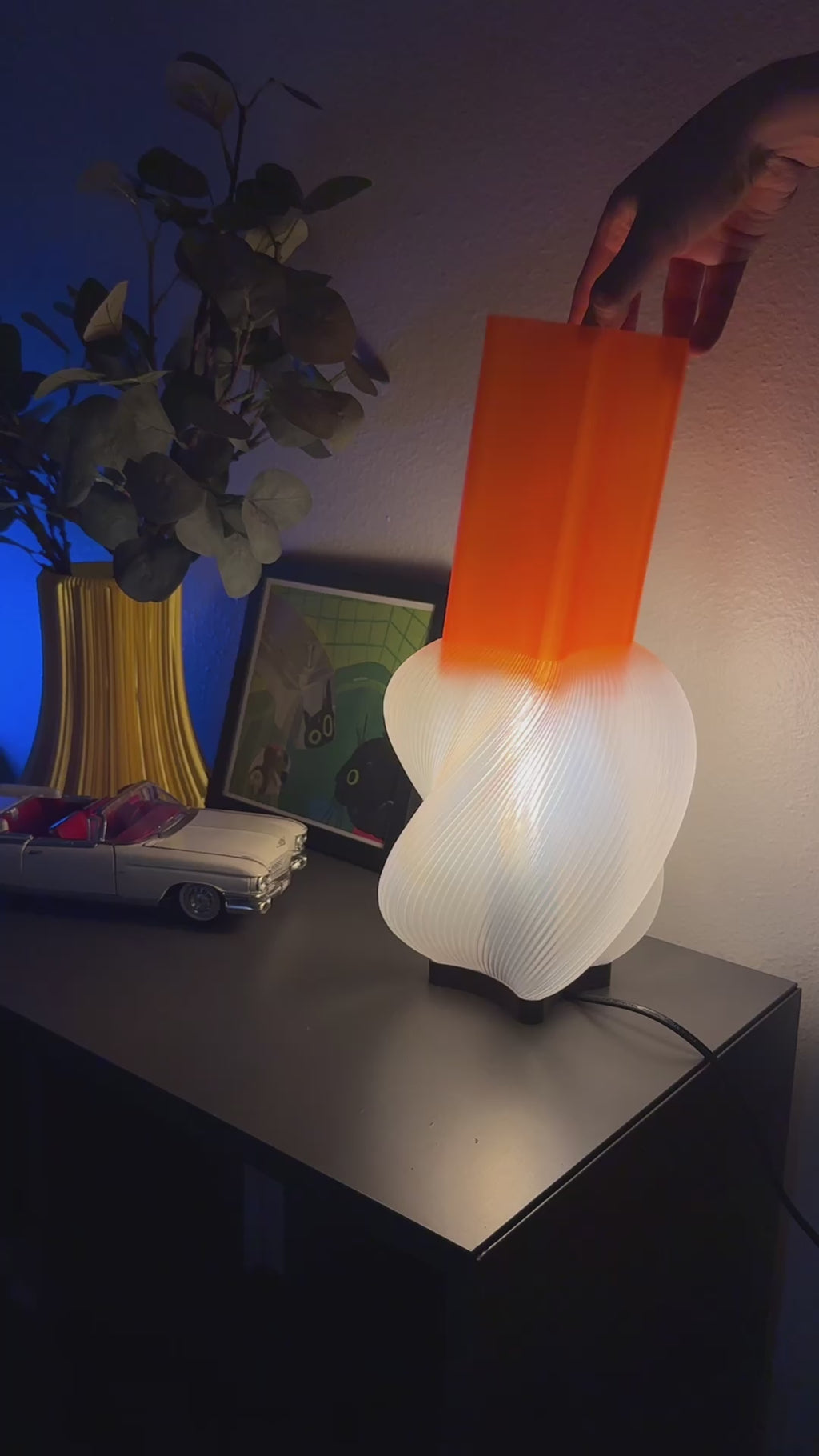 Ivax Spiral Table Lamp