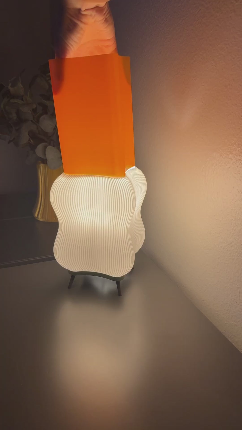 Peanut Table Lamp